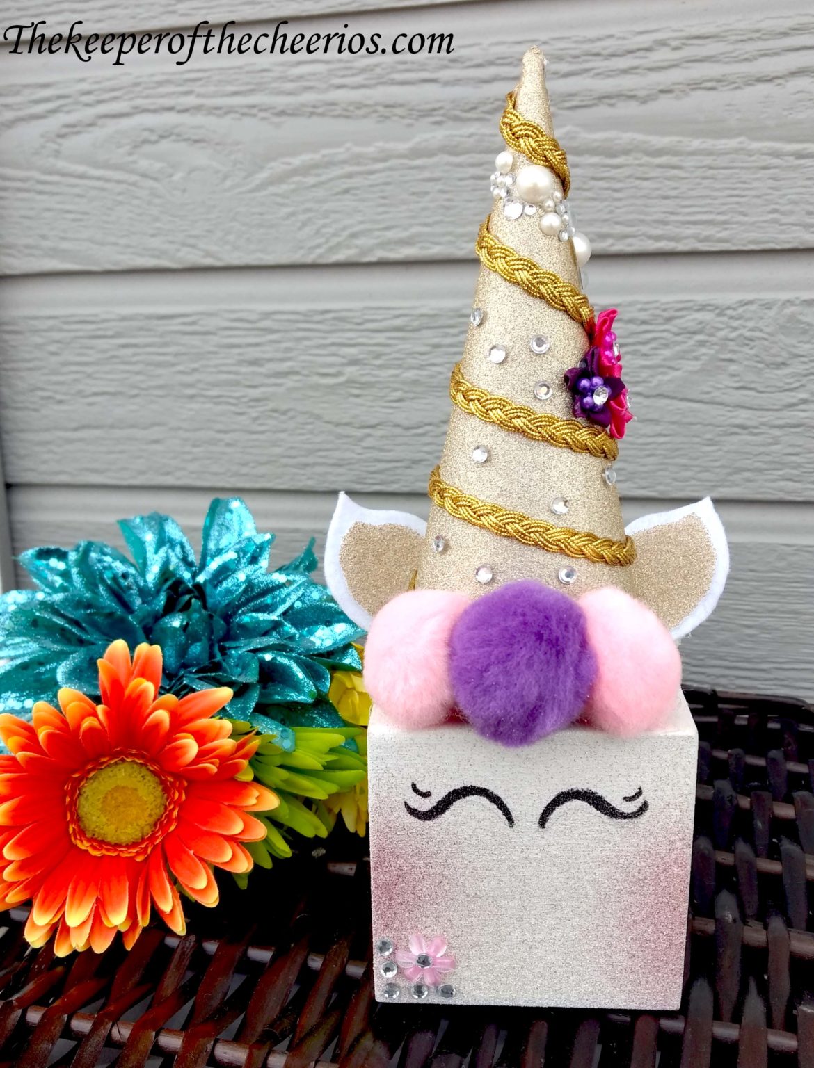 Unicorn Centerpiece Idea