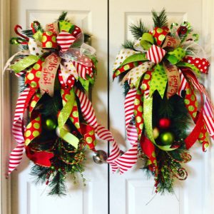 Unique Christmas Wreath Ideas - The Keeper of the Cheerios