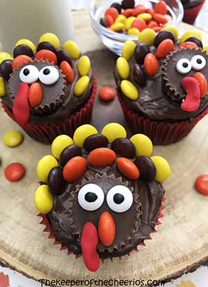 Turkey Cupcakes - The Keeper of the Cheerios