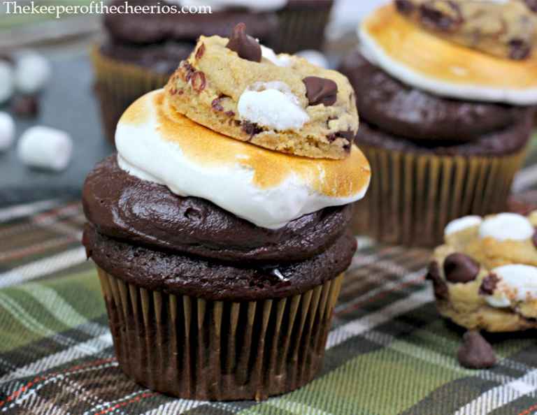 Chocolate Chip S’mores Cupcakes - The Keeper of the Cheerios