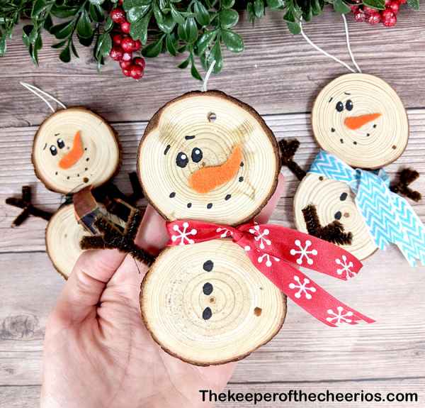 Wood Slice Snowman Ornaments - The Keeper of the Cheerios