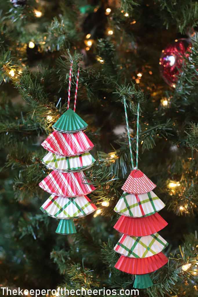 Cupcake Liner Christmas Tree Ornaments - The Keeper of the Cheerios